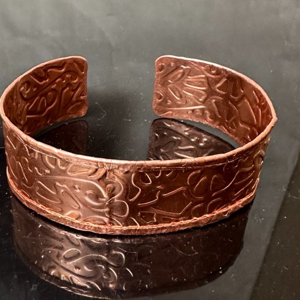 Mens Copper Embossed Cuff Bracelet Arthritis Mans - Picture 10 of 12